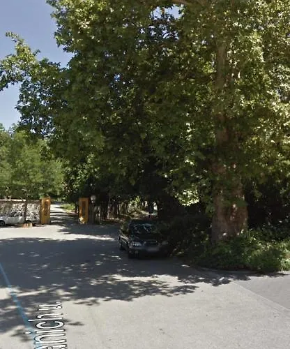 Platanos Apartament